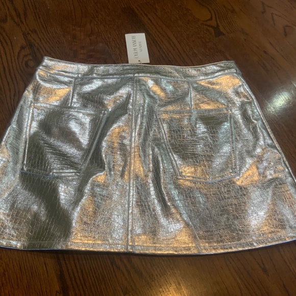 NWT Ronny Kobo silver metallic assymentrical mini skirt - Picture 9 of 14